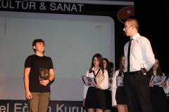 Evrensel Kolej